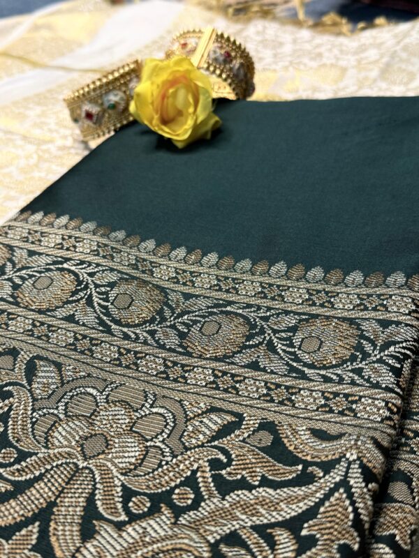 Grey Saree - Image 2