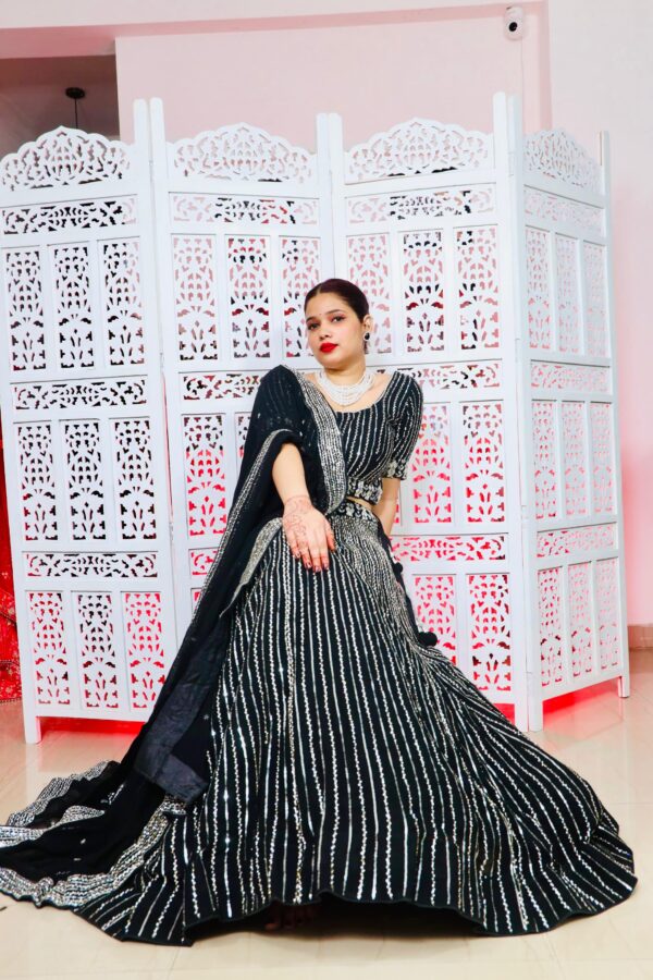 Black Lahenga - Image 2