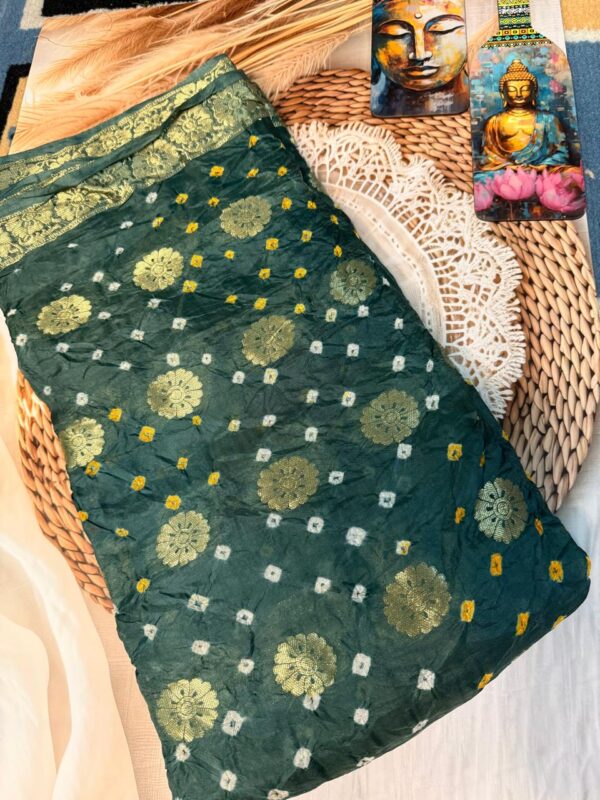 Sanjh Hara Saree